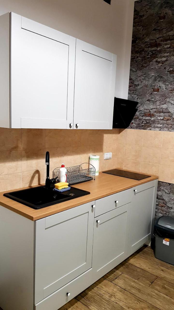 Apartamenty Rowna 凯尔采 外观 照片