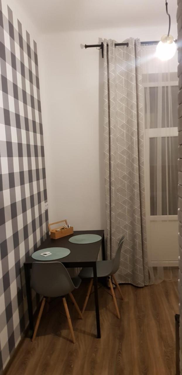 Apartamenty Rowna 凯尔采 外观 照片