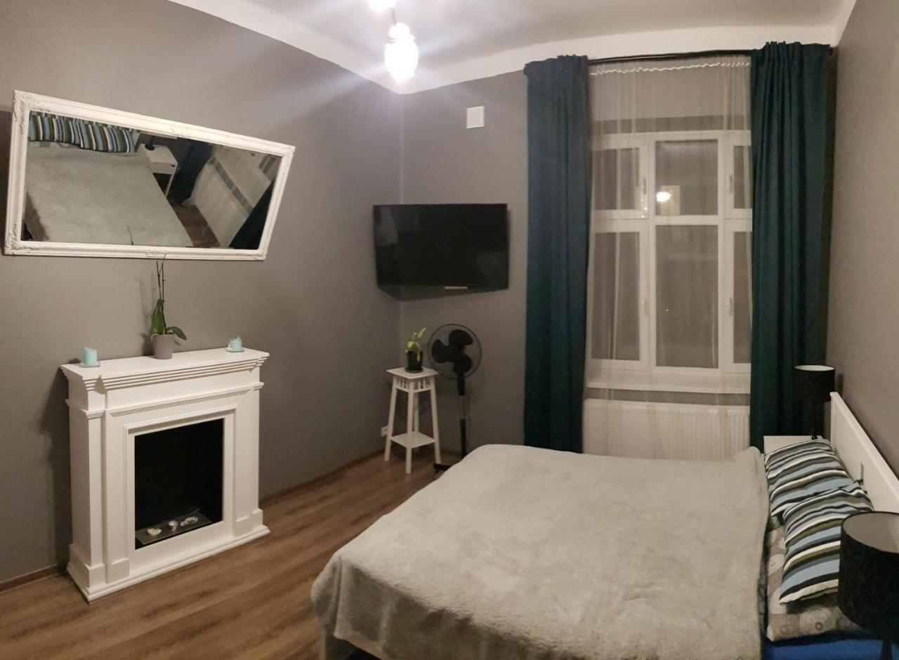 Apartamenty Rowna 凯尔采 外观 照片
